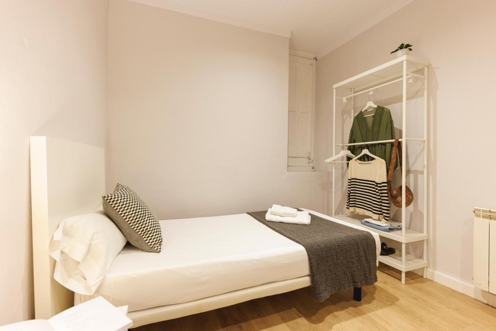 Bravissimo Apartaments Mora 4 ジローナ エクステリア 写真