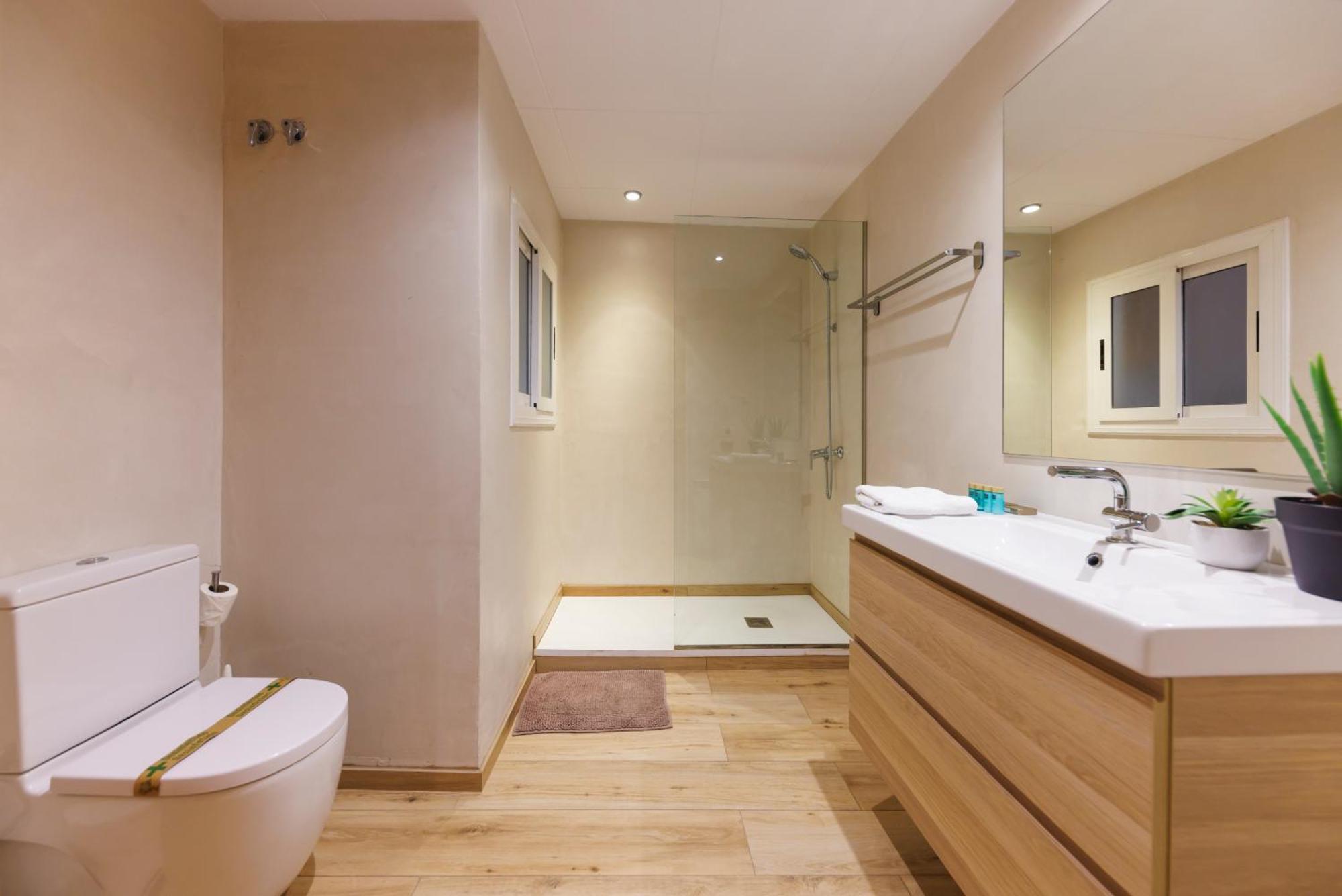 Bravissimo Apartaments Mora 4 ジローナ エクステリア 写真