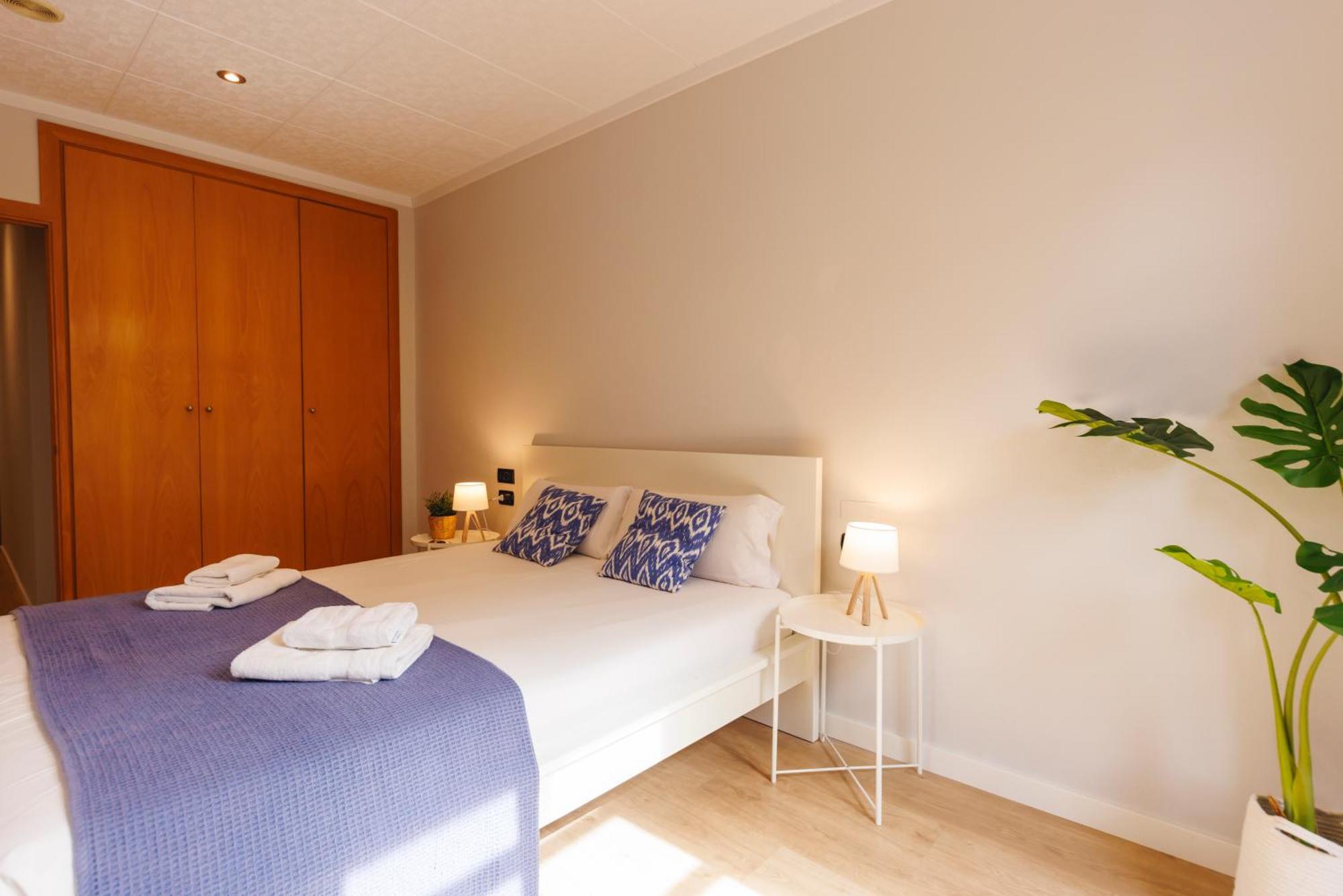 Bravissimo Apartaments Mora 4 ジローナ エクステリア 写真