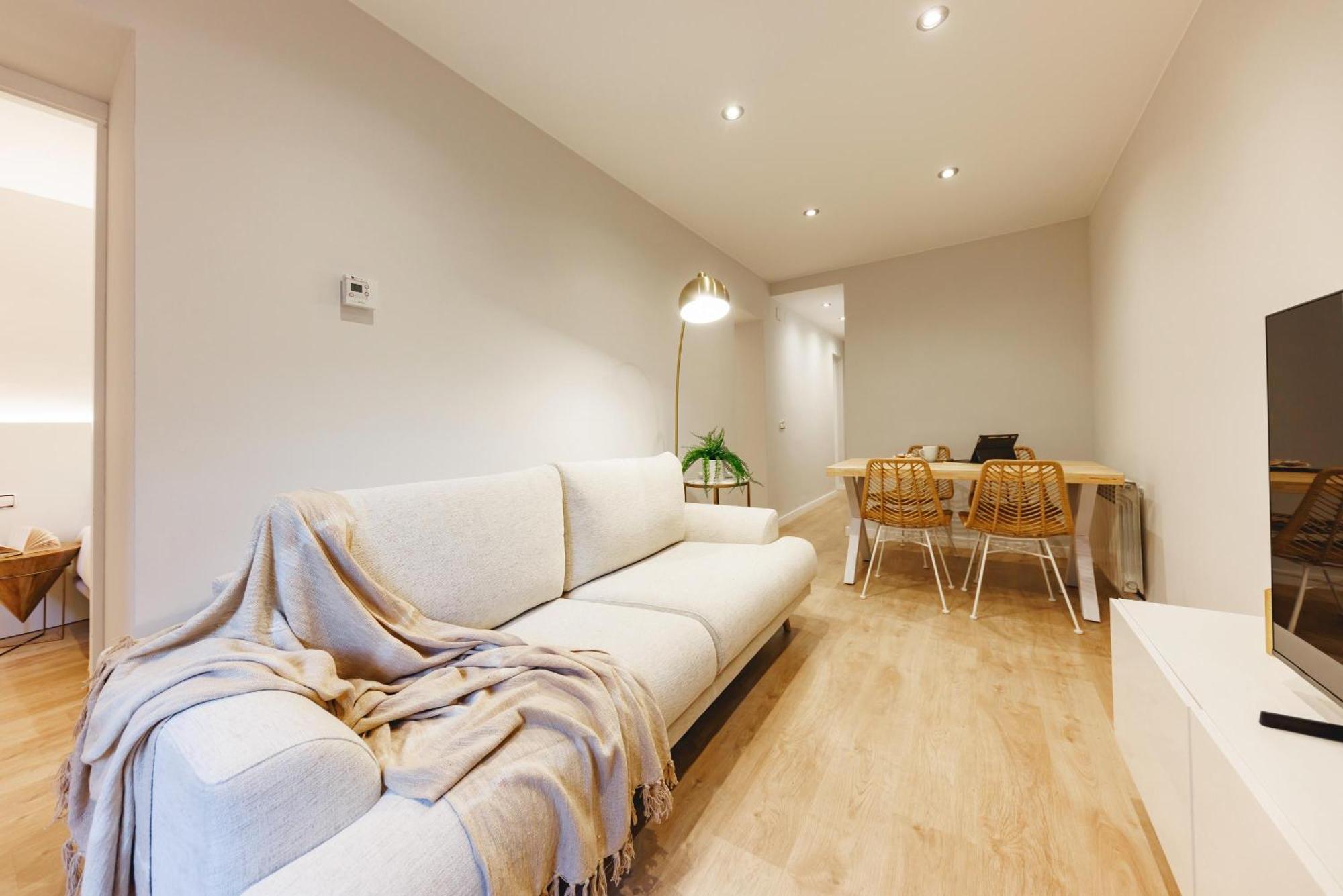 Bravissimo Apartaments Mora 4 ジローナ エクステリア 写真