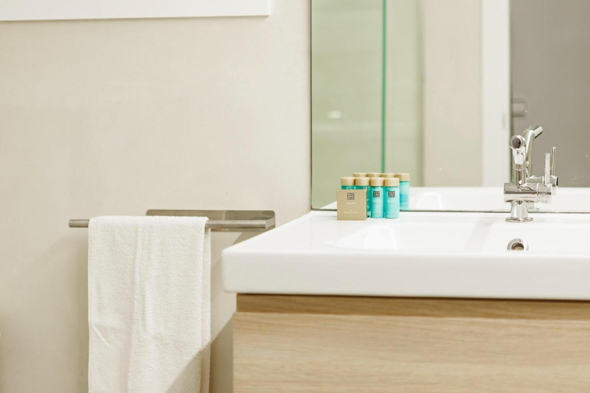 Bravissimo Apartaments Mora 4 ジローナ 部屋 写真
