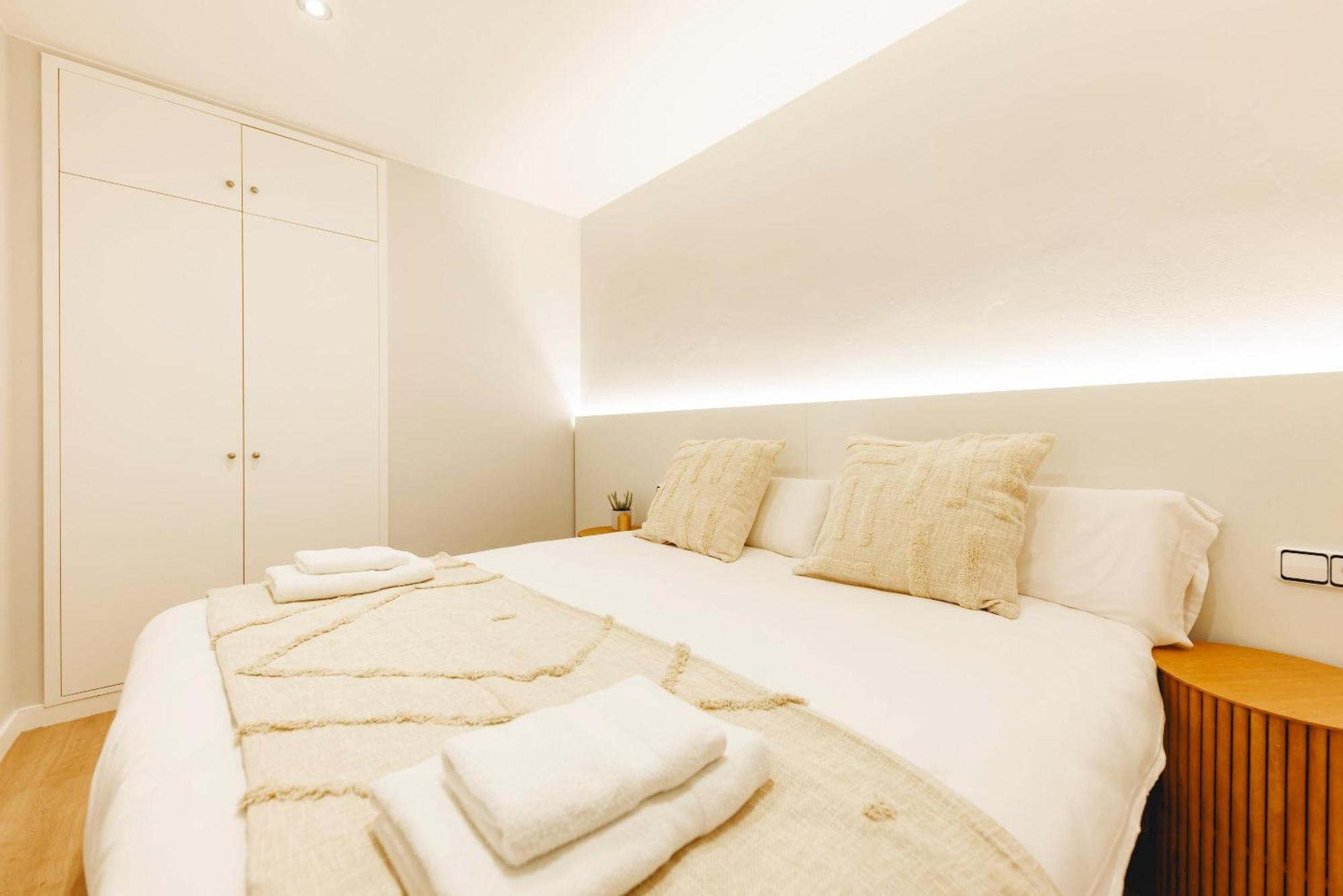 Bravissimo Apartaments Mora 4 ジローナ エクステリア 写真