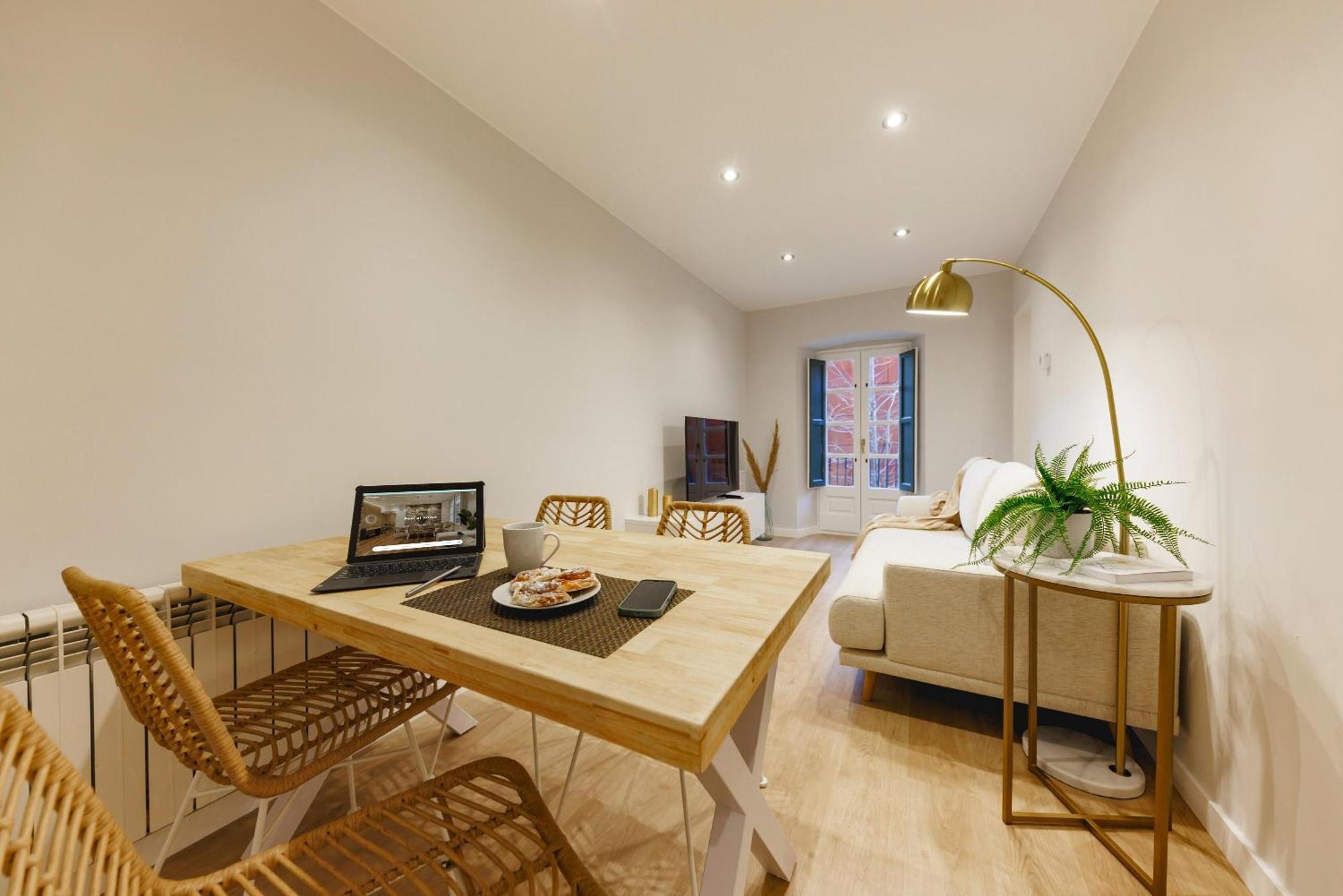 Bravissimo Apartaments Mora 4 ジローナ エクステリア 写真